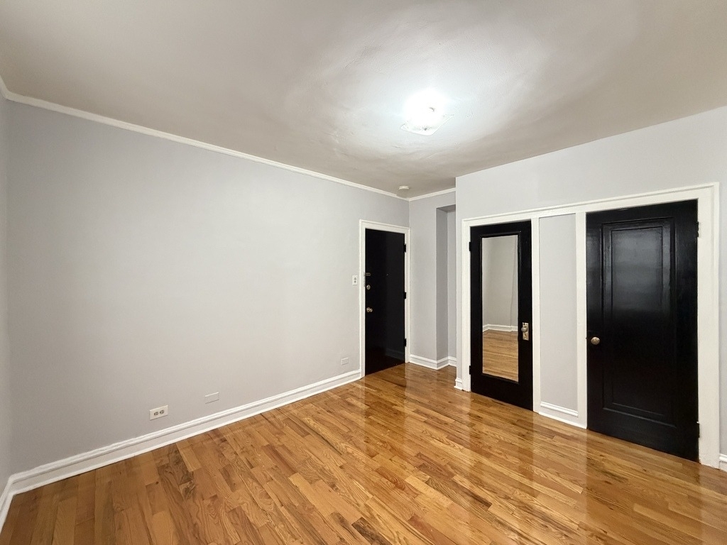 917 W Eastwood Avenue - Photo 12