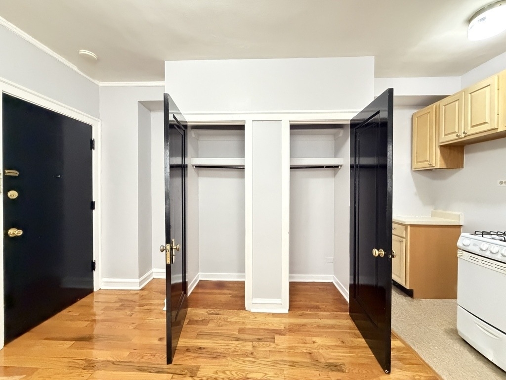 917 W Eastwood Avenue - Photo 15