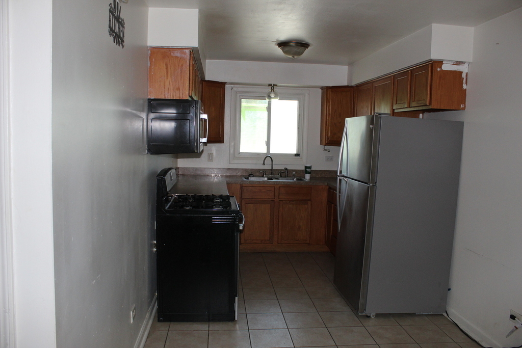 14519 Keystone Avenue - Photo 7