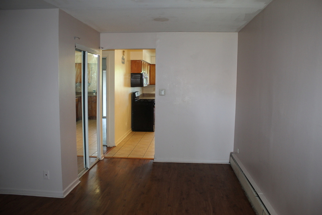 14519 Keystone Avenue - Photo 5