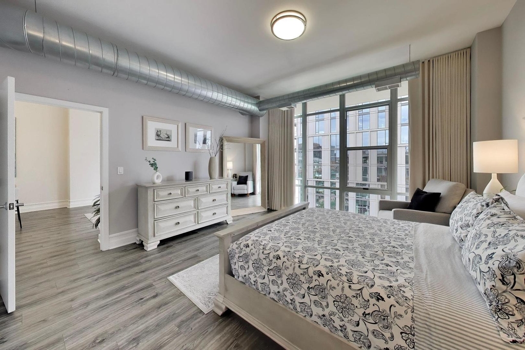 901 W Madison Street - Photo 13
