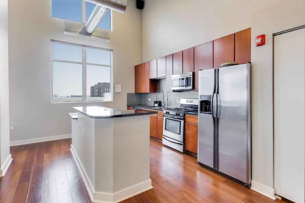 901 W Madison Street - Photo 31