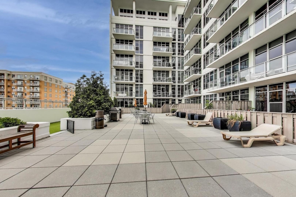 901 W Madison Street - Photo 34