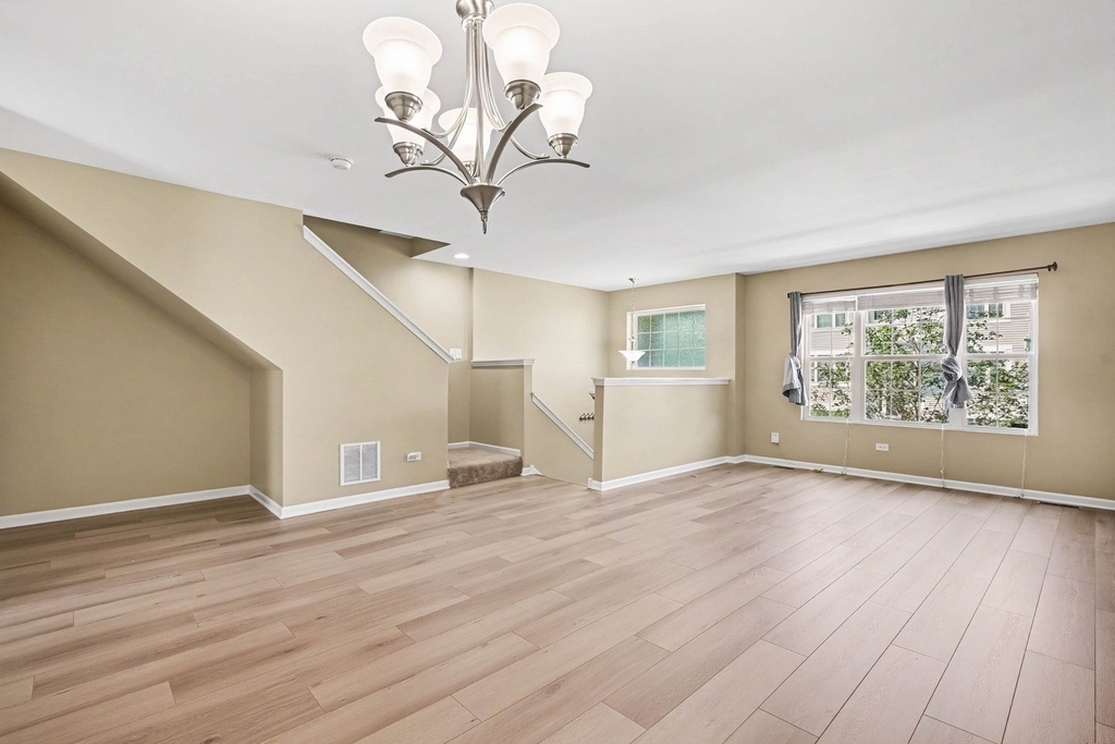 24617 Patriot Square Drive S - Photo 4