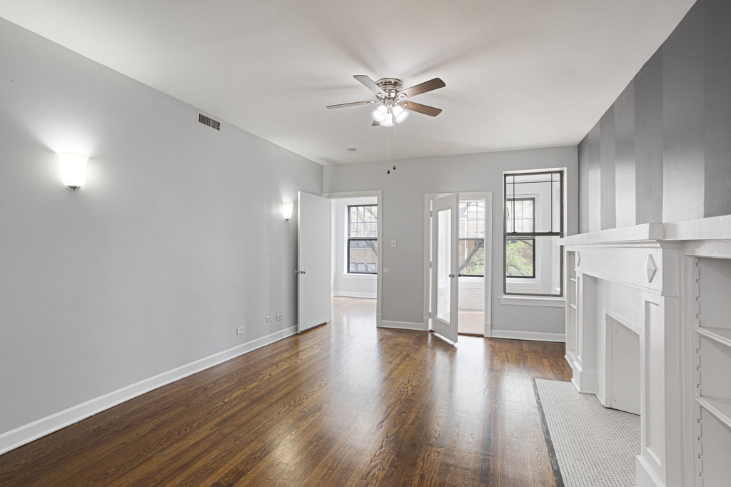 7702 N Marshfield Avenue - Photo 1
