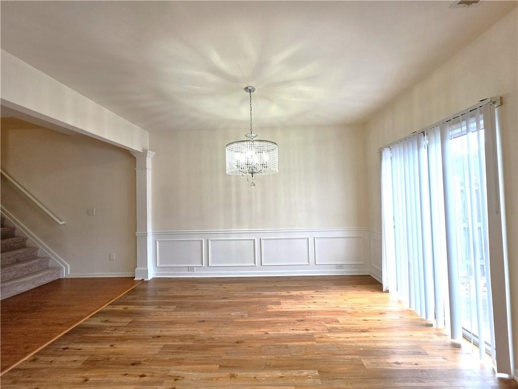 1908 Dilcrest Drive - Photo 9