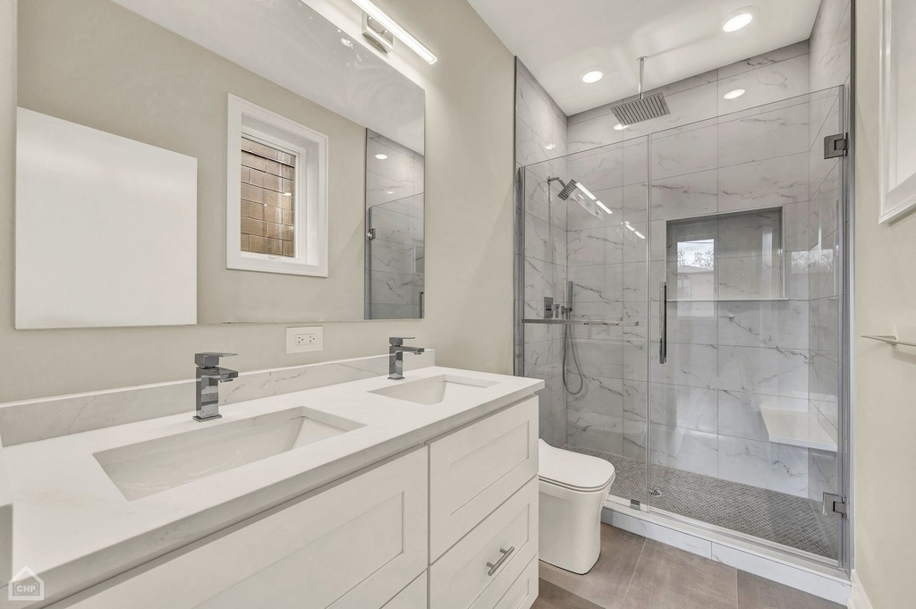 4611 S Saint Lawrence Avenue - Photo 11
