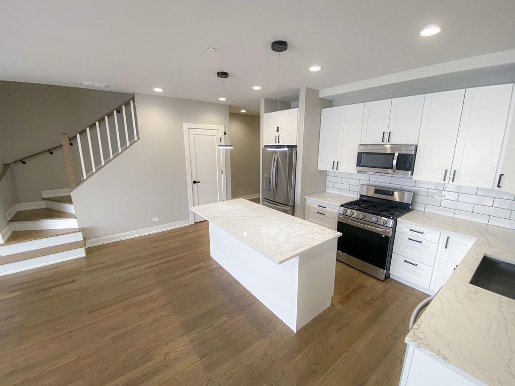 2817 N 75th Avenue - Photo 1