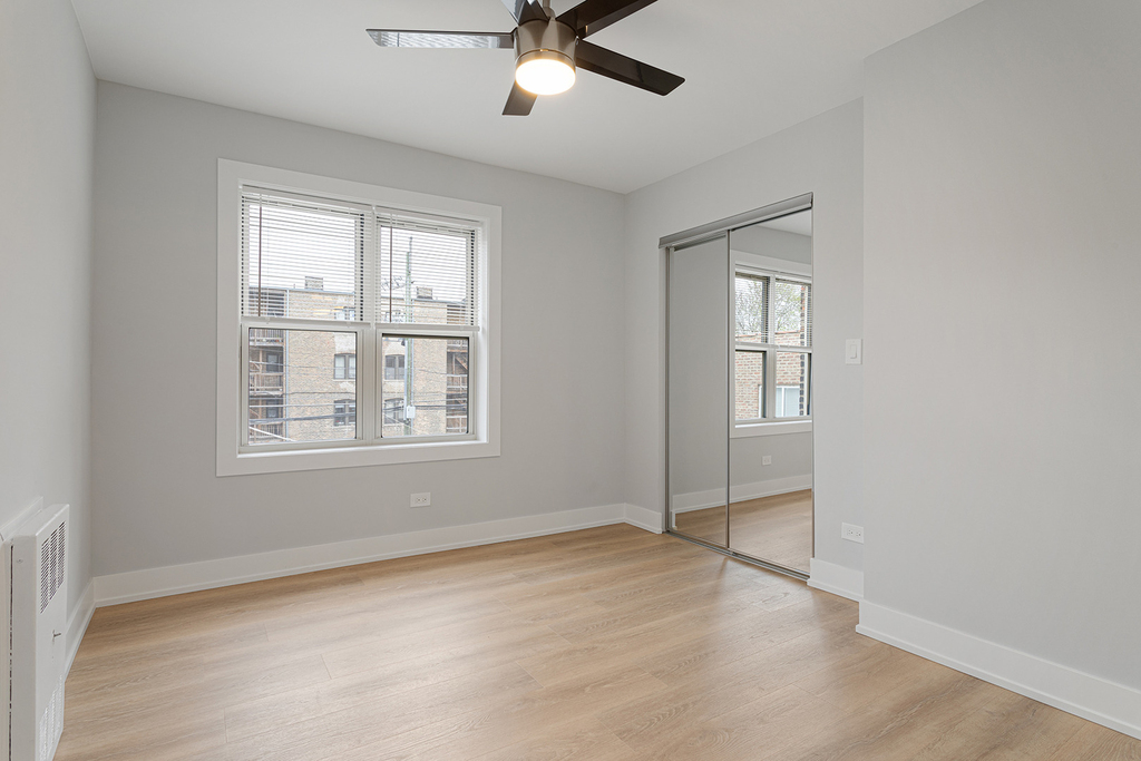 7070 N Sheridan Avenue - Photo 8