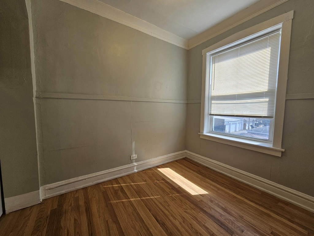 4749 N Monticello Avenue - Photo 10