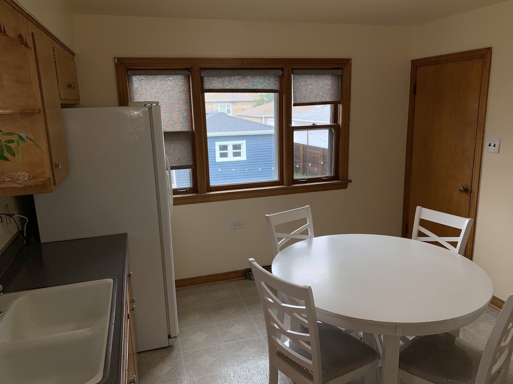 3826 Clarence Avenue - Photo 27