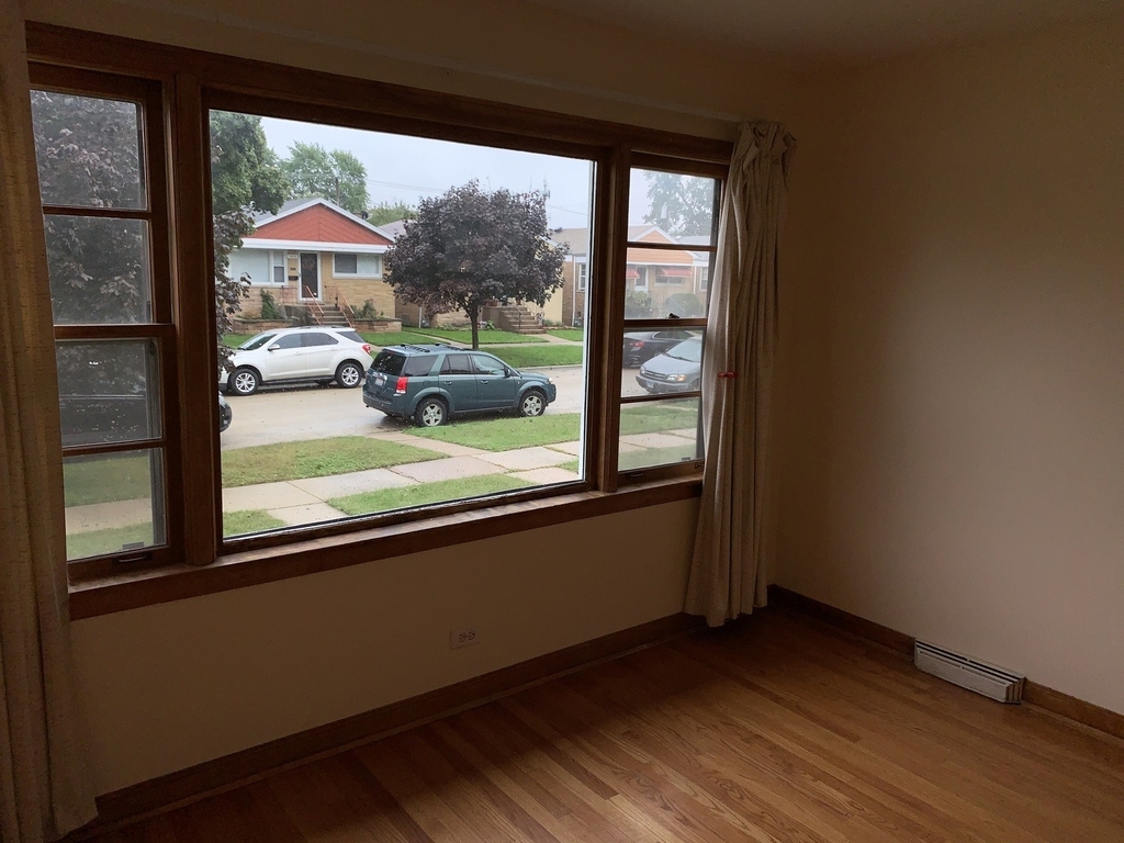 3826 Clarence Avenue - Photo 11
