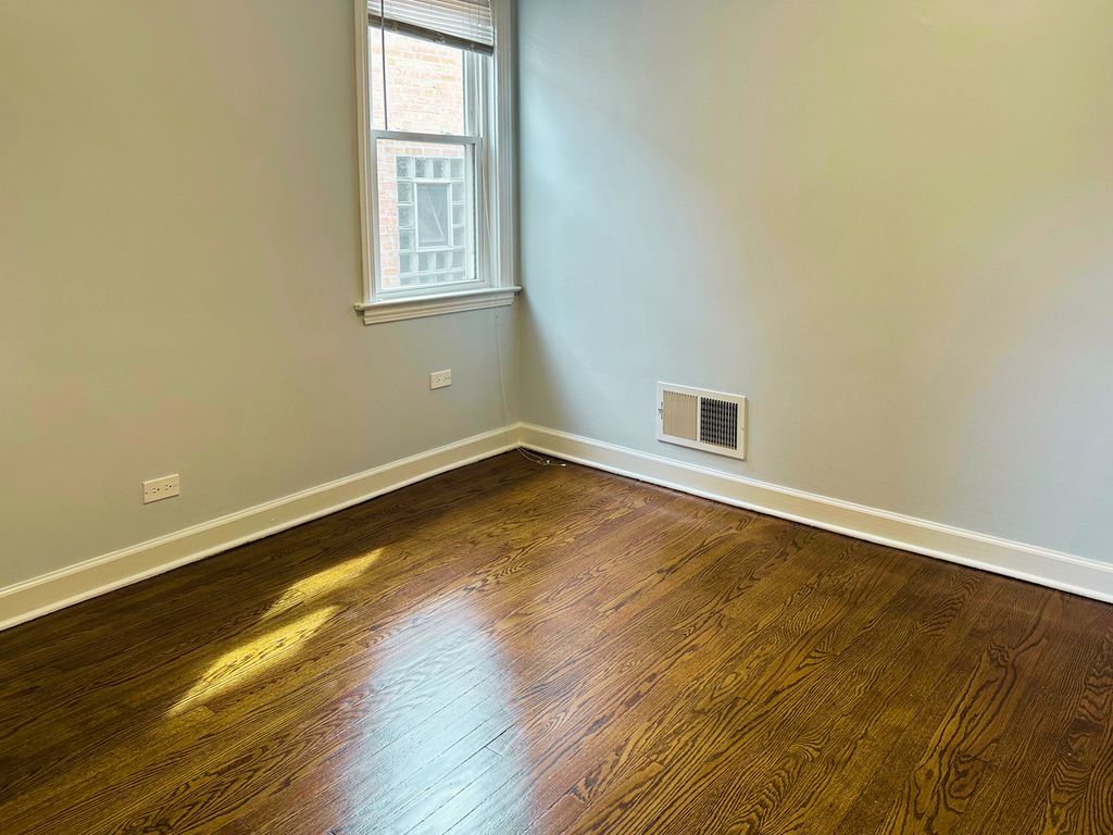 4952 Hull Street - Photo 2