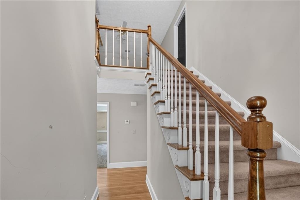 83 Russell Rd - Photo 30