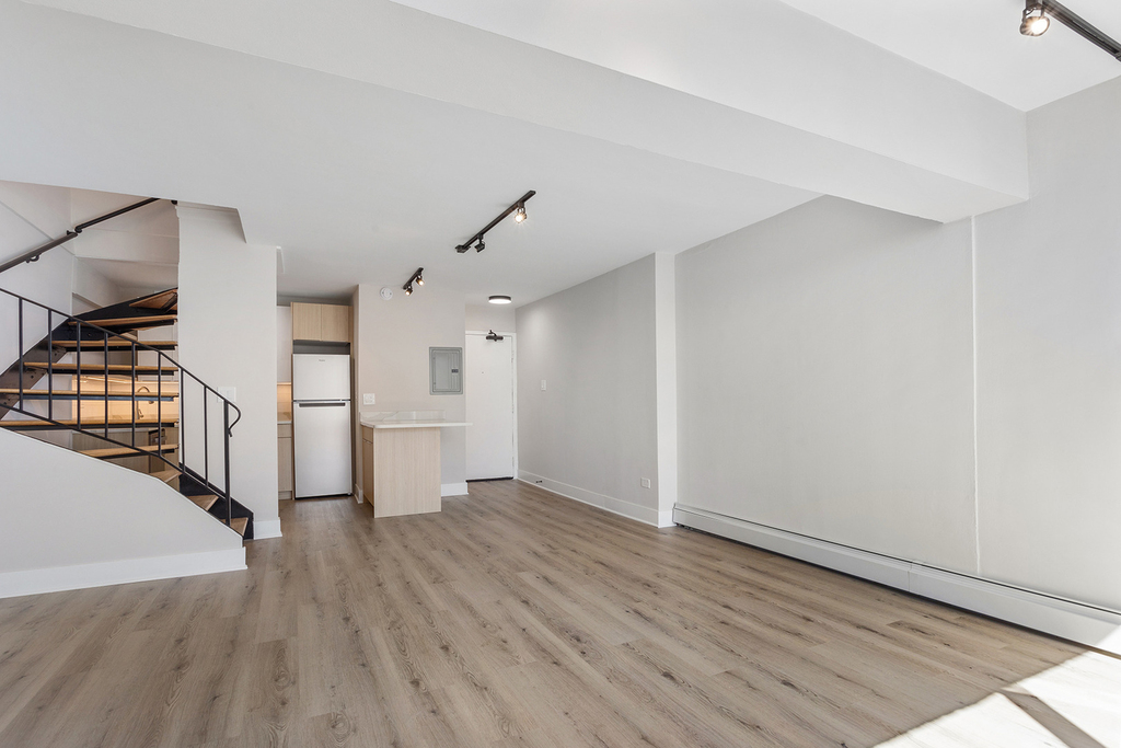 6166 N Sheridan Road - Photo 4