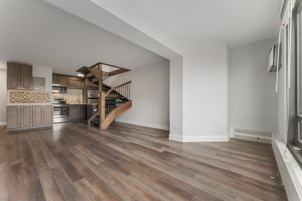 6166 N Sheridan Road - Photo 2