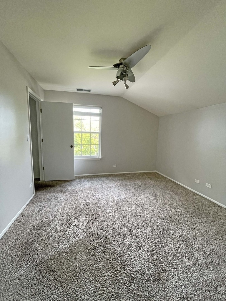 238 Green Knoll Lane - Photo 12