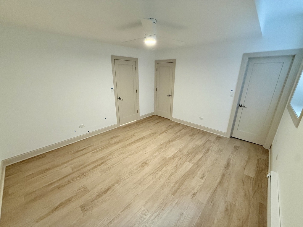 531 Hinman Avenue - Photo 17