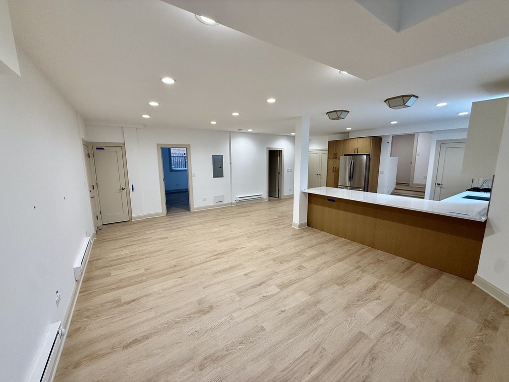 531 Hinman Avenue - Photo 8