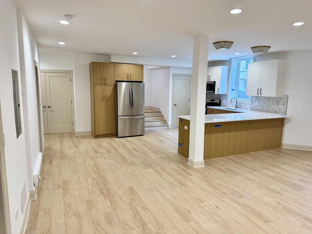 531 Hinman Avenue - Photo 6