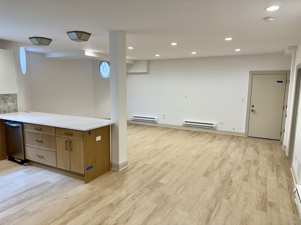 531 Hinman Avenue - Photo 4