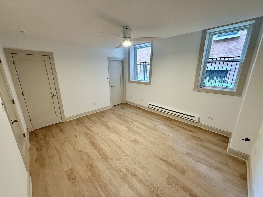 531 Hinman Avenue - Photo 16