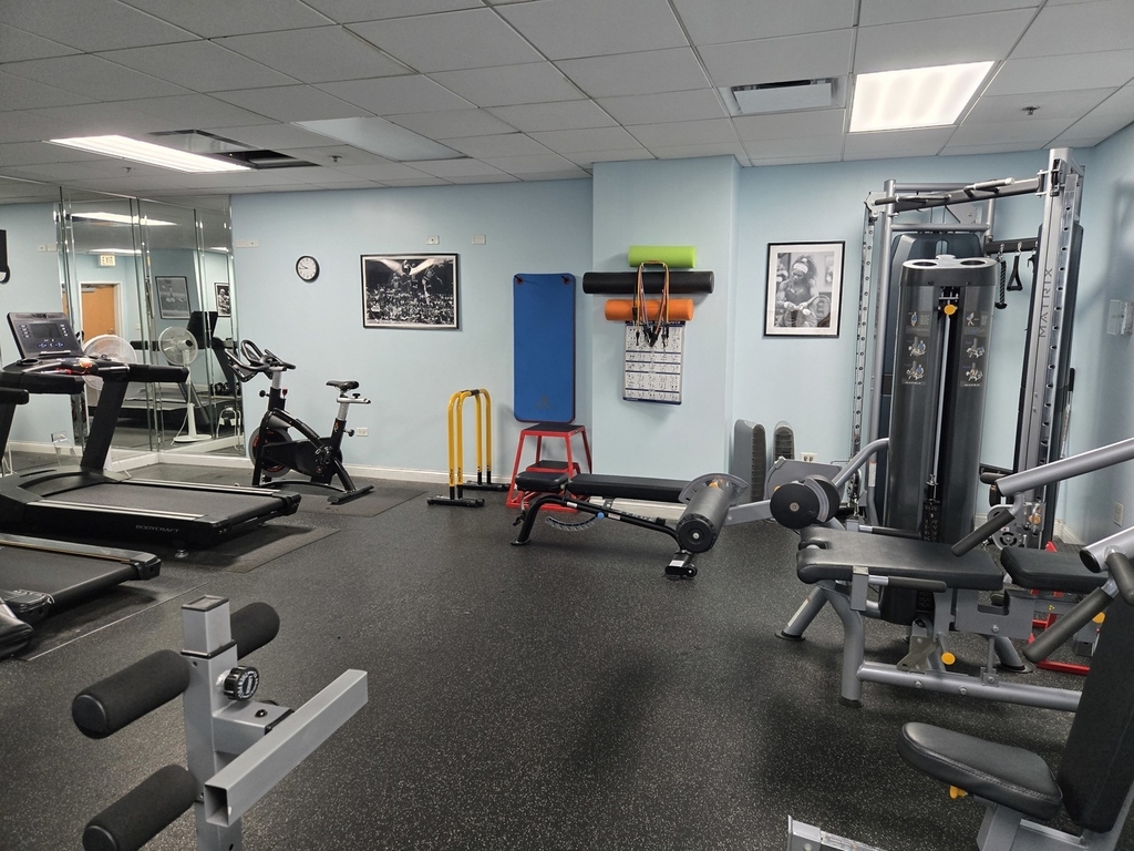 8 W Monroe Street - Photo 18