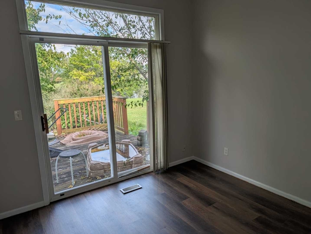 14002 Edgewater Court - Photo 3