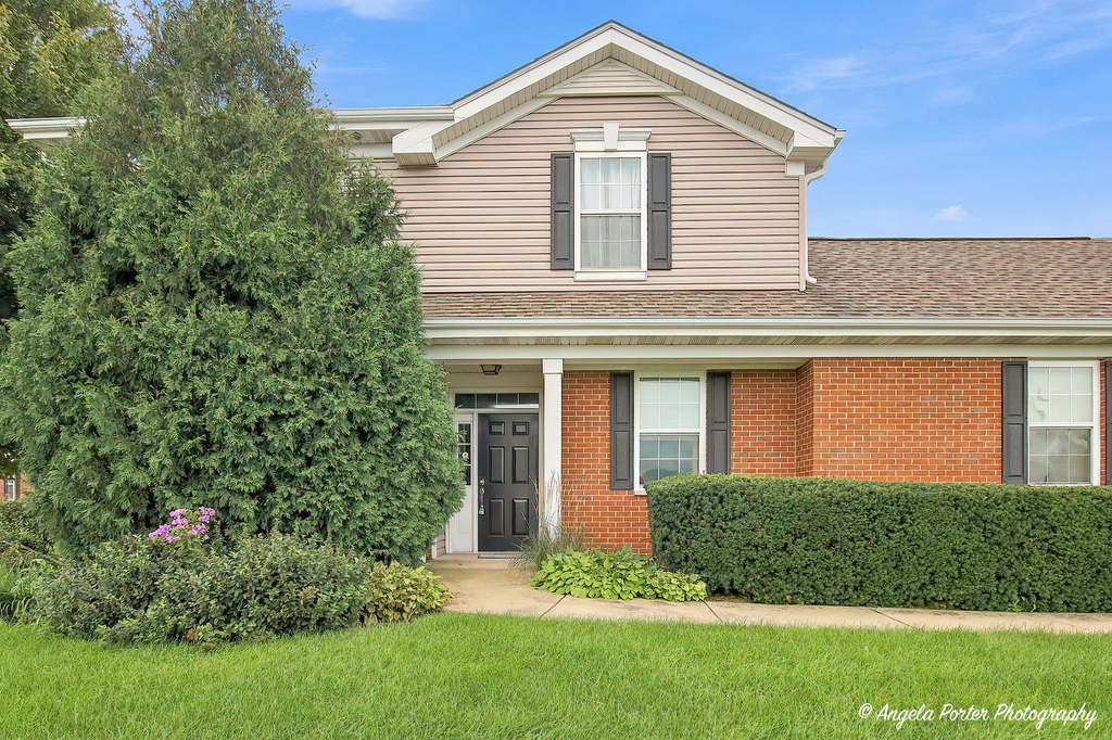 1028 Draper Road - Photo 1
