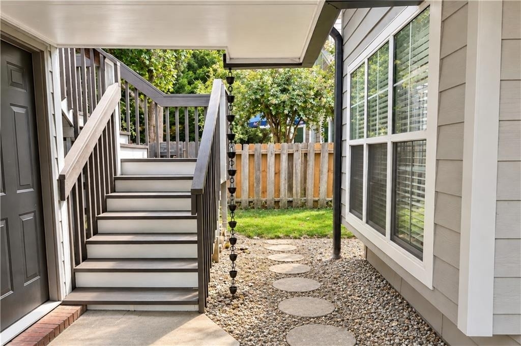 10950 Pinehigh Drive - Photo 16
