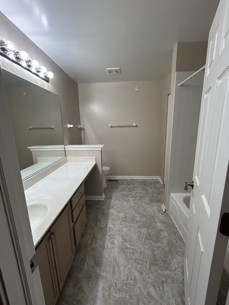 709 Riding Lane - Photo 10
