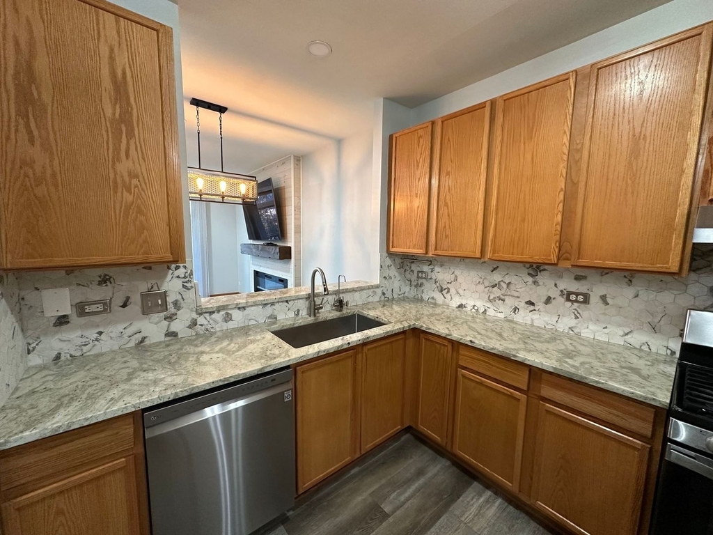 105 Neutrenton Avenue - Photo 5