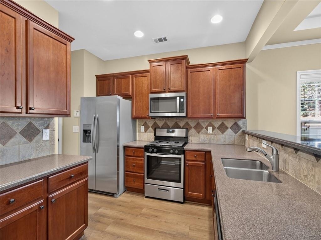 5060 Hastings Terrace - Photo 9