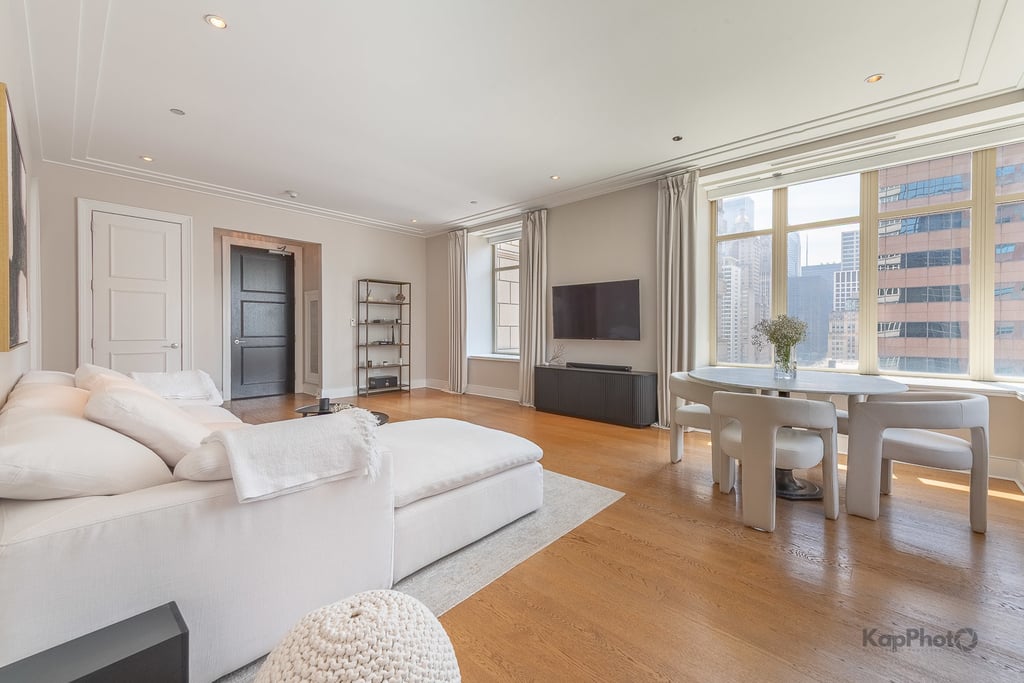 118 E Erie Street - Photo 18