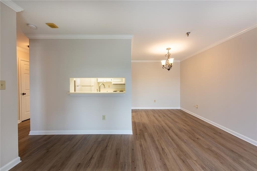 300 Johnson Ferry Road - Photo 19