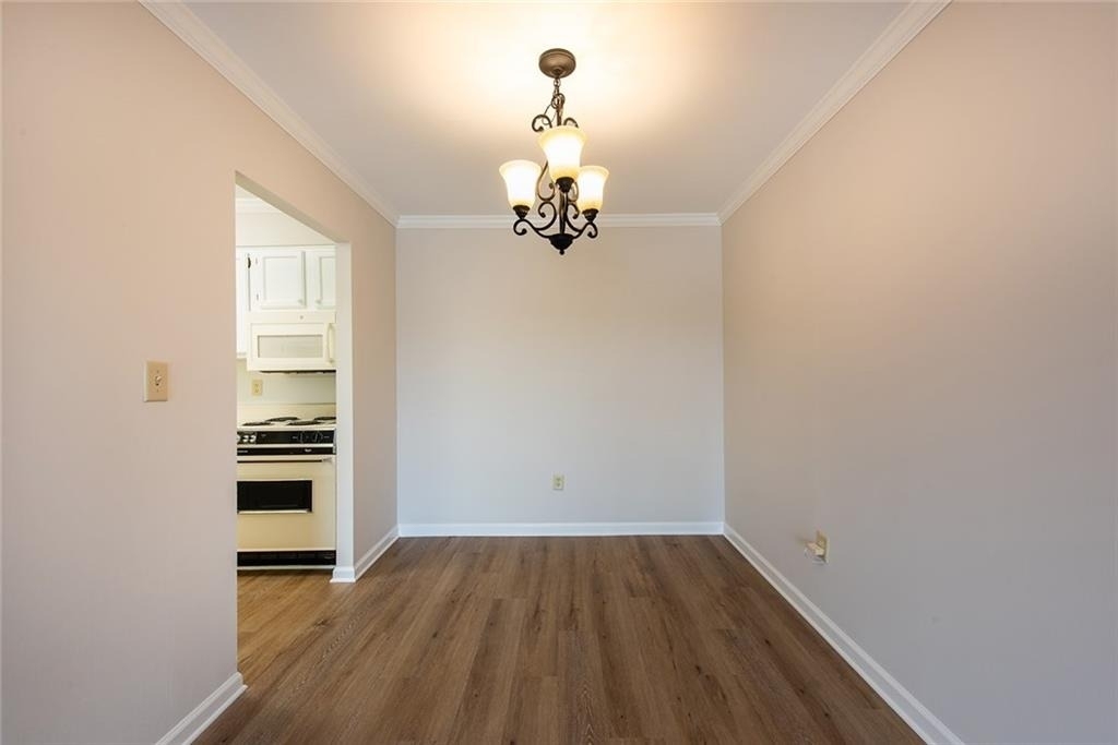 300 Johnson Ferry Road - Photo 24