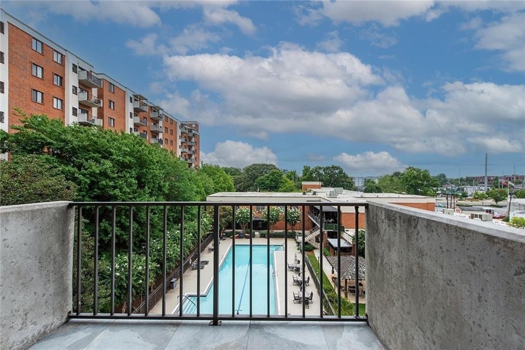300 Johnson Ferry Road - Photo 37