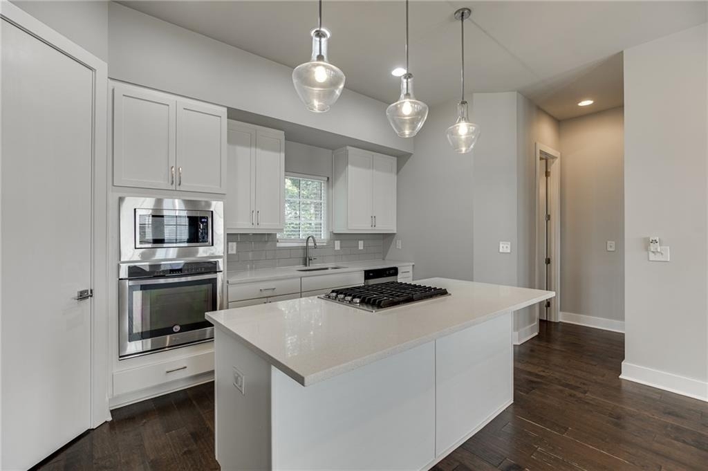 721 Taylor Court - Photo 5