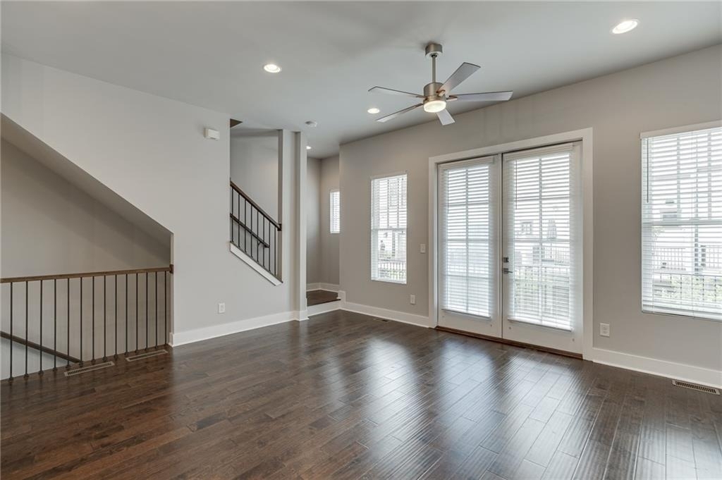 721 Taylor Court - Photo 12