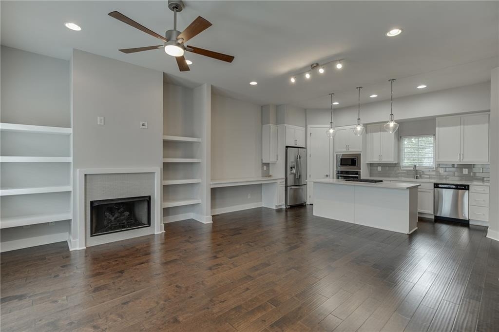 721 Taylor Court - Photo 10