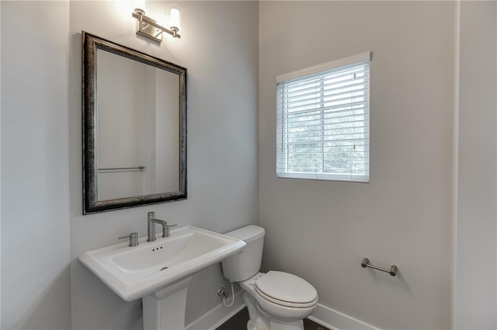 721 Taylor Court - Photo 13