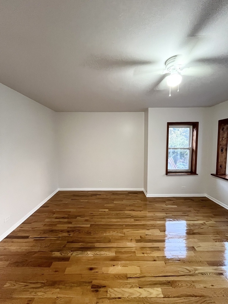 1530 N Avers Avenue - Photo 2