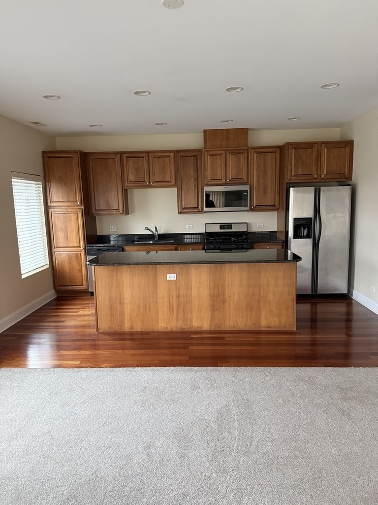 6961 Vine Street - Photo 3