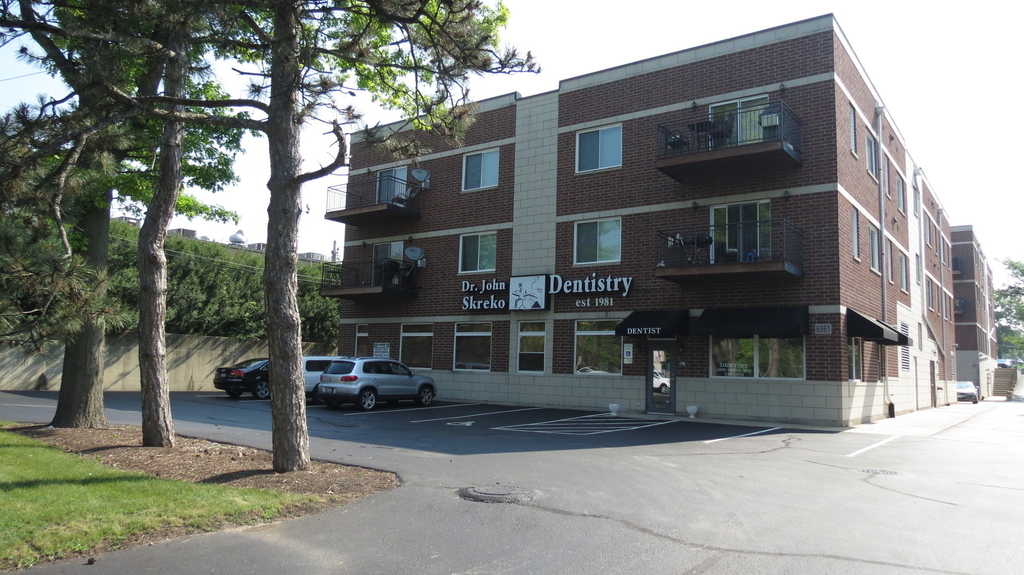 6961 Vine Street - Photo 0