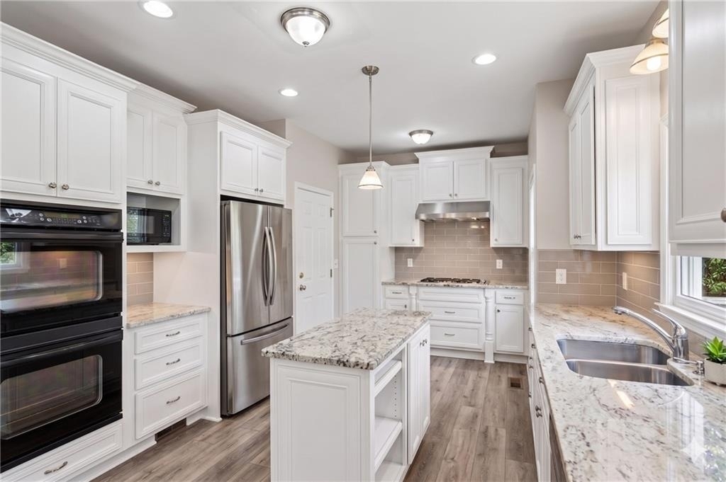 2125 Melrose Trace - Photo 18