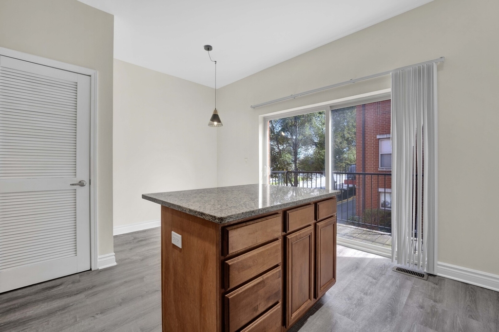 2503 S Calumet Avenue - Photo 13