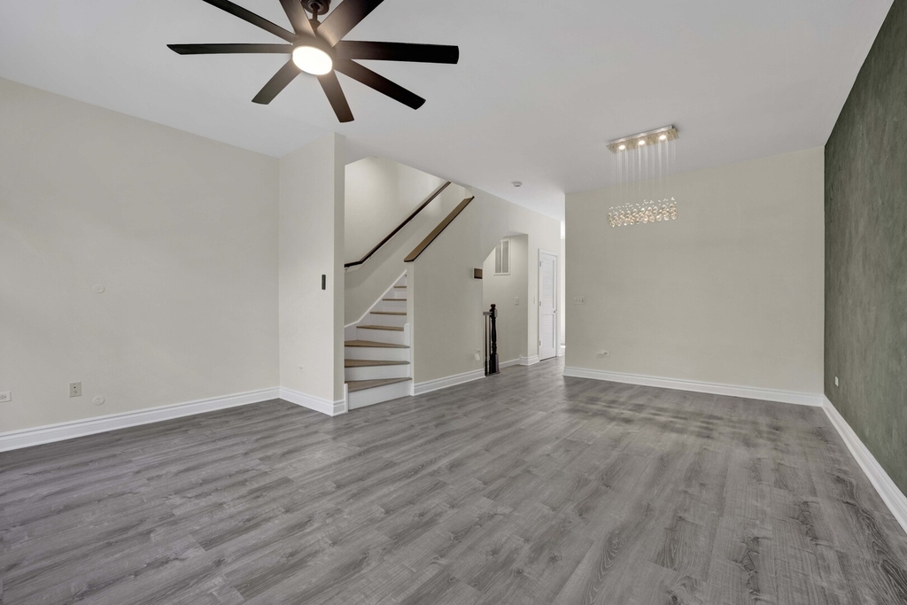 2503 S Calumet Avenue - Photo 8