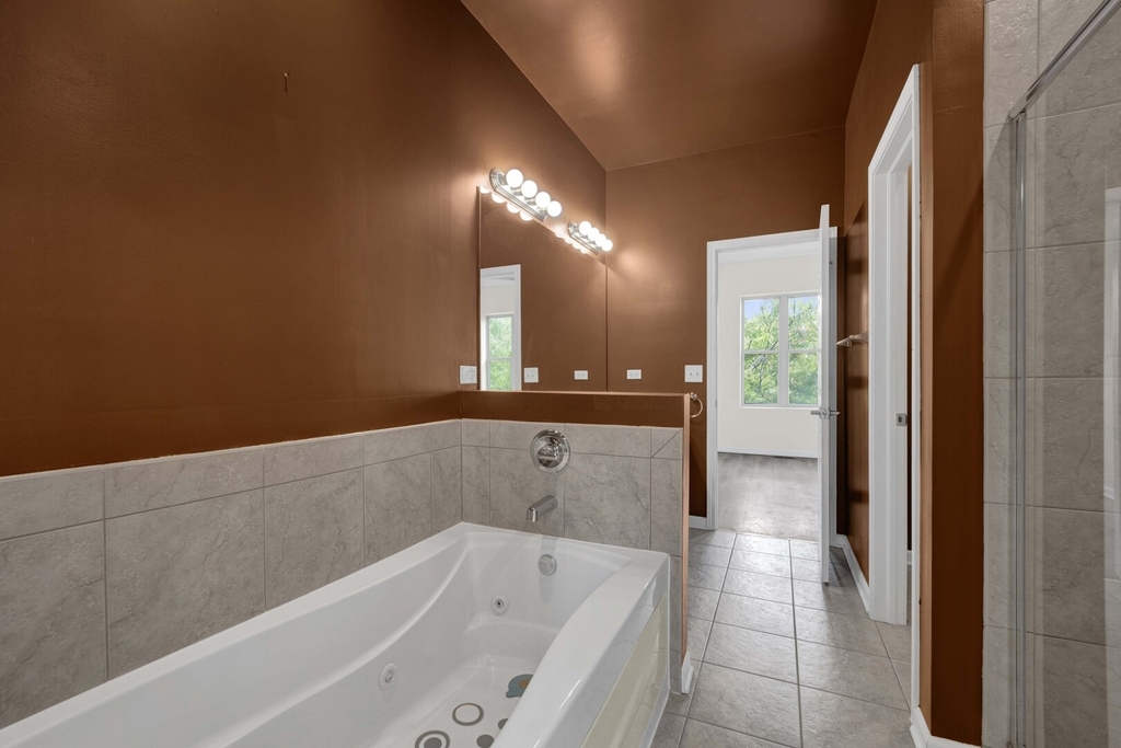 2503 S Calumet Avenue - Photo 17