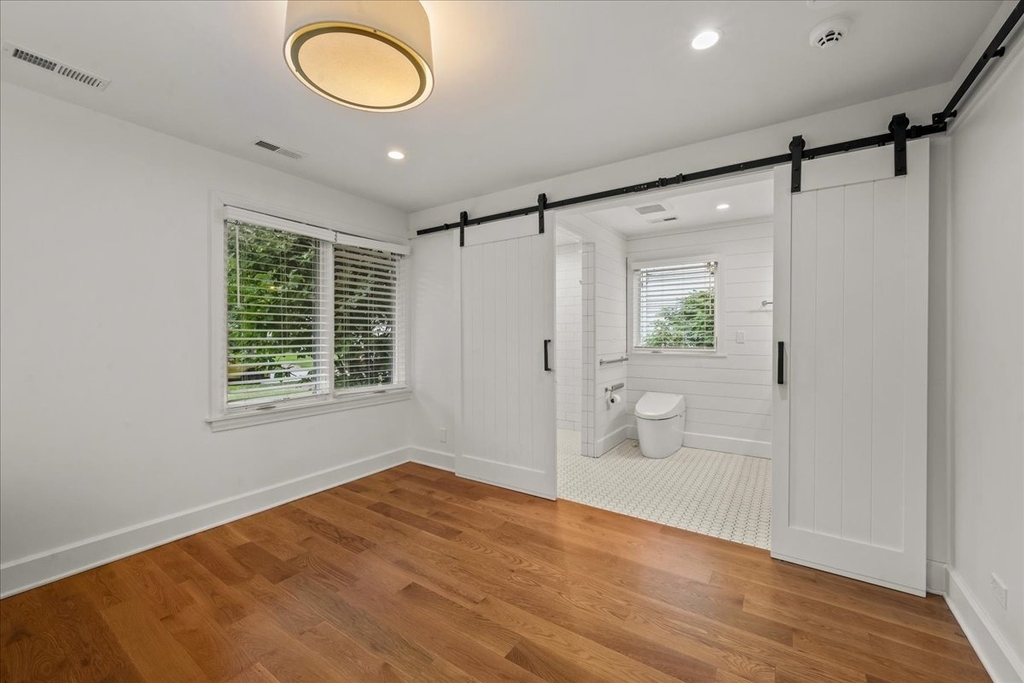 618 Melrose Avenue - Photo 13