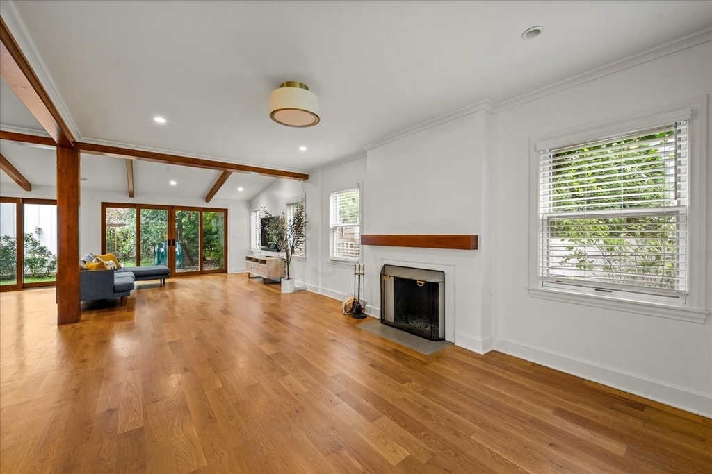 618 Melrose Avenue - Photo 3